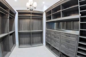 Walk in Closet Storage