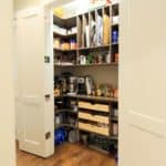 D19-pantry_husdon-cherry_scoop-front_vertical-pan-storage_-corner-radius