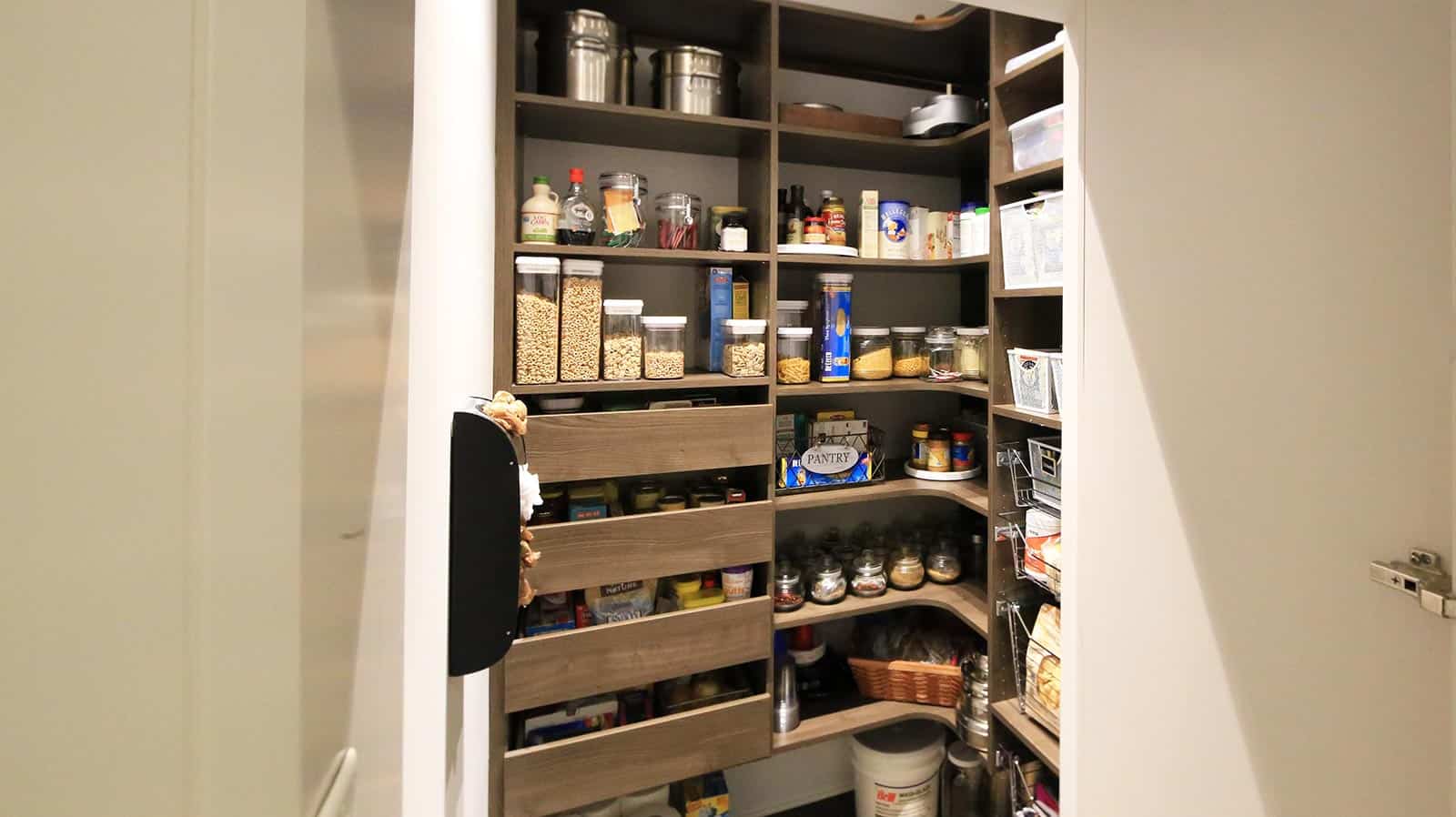 Custom Pantry Shelving Solutions and Ideas - Art of Drawers